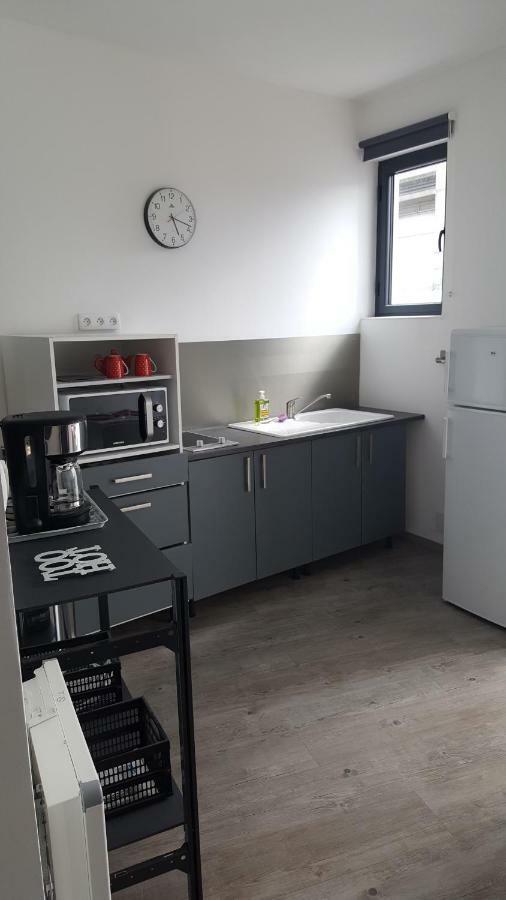 Le Petit Loft Des Thermes Рошфор Екстер'єр фото